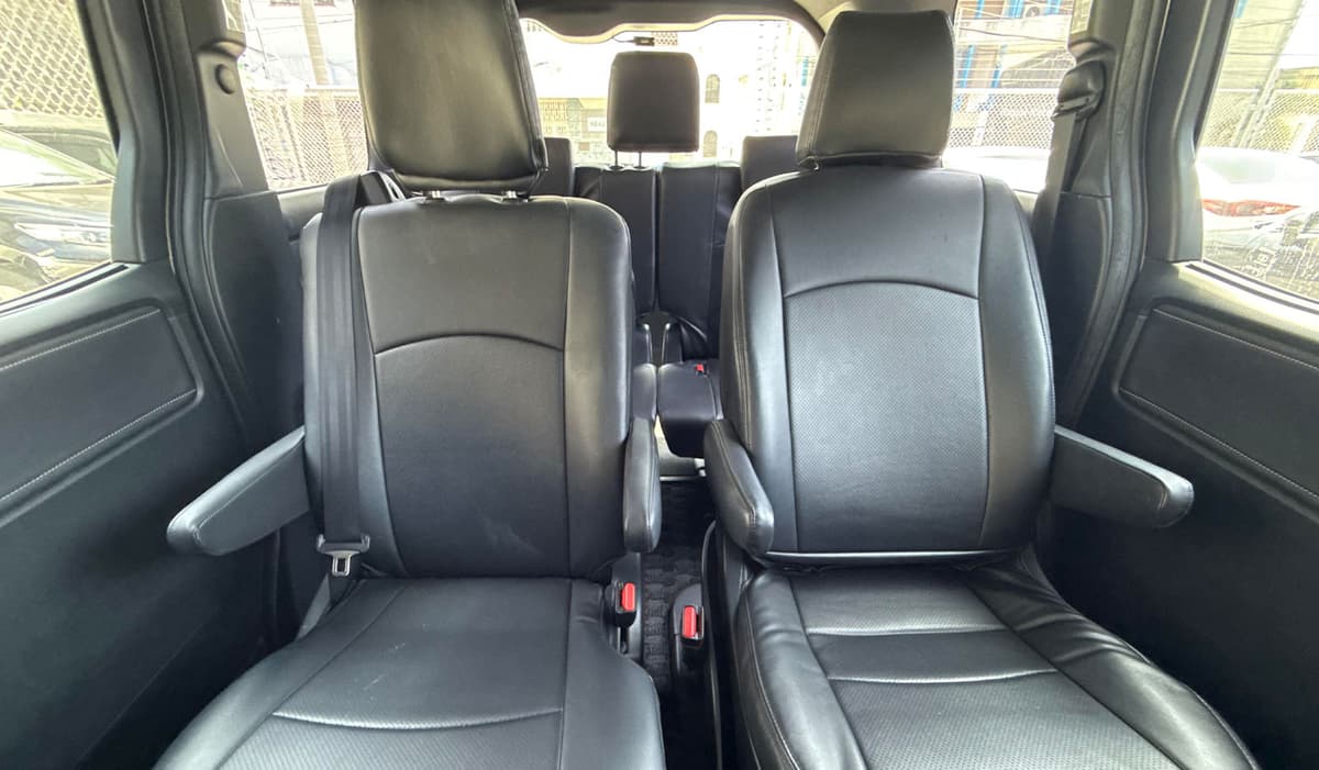 2019 Toyota Esquire image-14