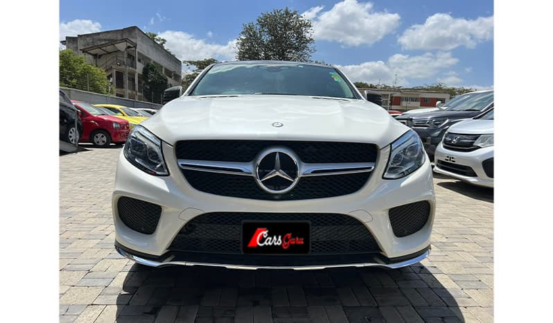 2017 Mercedes-Benz GLE-Class GLE350d image-1
