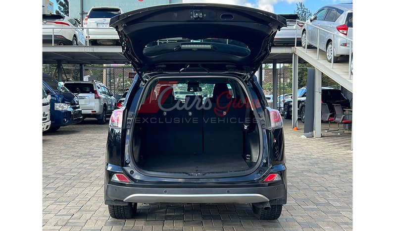 2016 Toyota RAV4 image-5