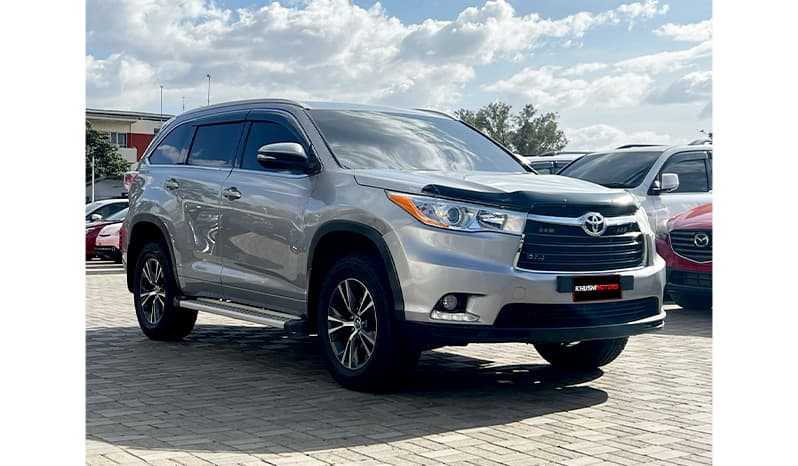 2016 Toyota Kluger AWD image-2