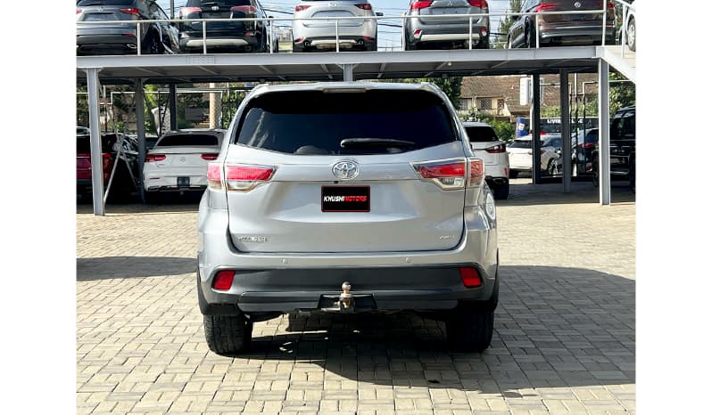 2016 Toyota Kluger AWD image-3