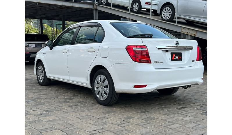 2016 Toyota Axio Hybrid image-5