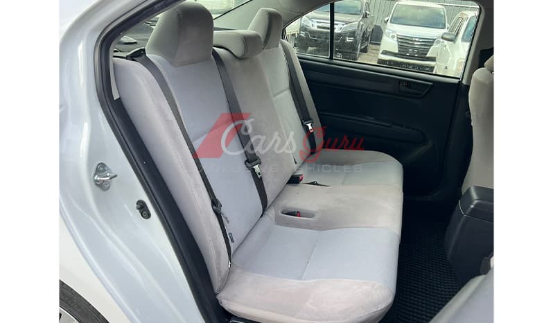2016 Toyota Axio Hybrid image-6