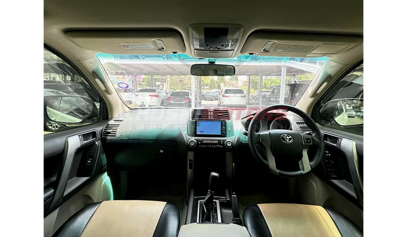 2012 Toyota Land Cruiser Prado TX image-8