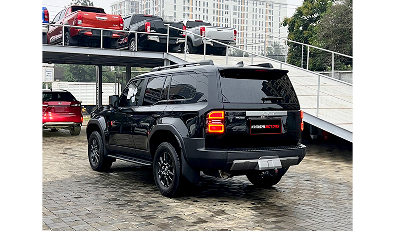 2024 Toyota Land Cruiser 250 image-5