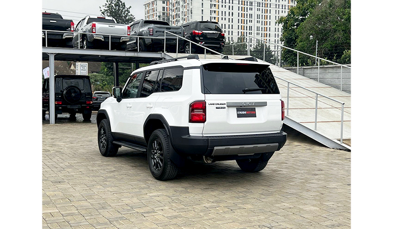 2024 Toyota Land Cruiser 250 image-17