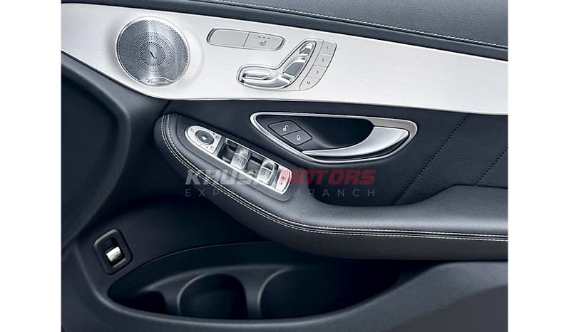 2017 Mercedes-Benz GLC-Class GLC220d image-2
