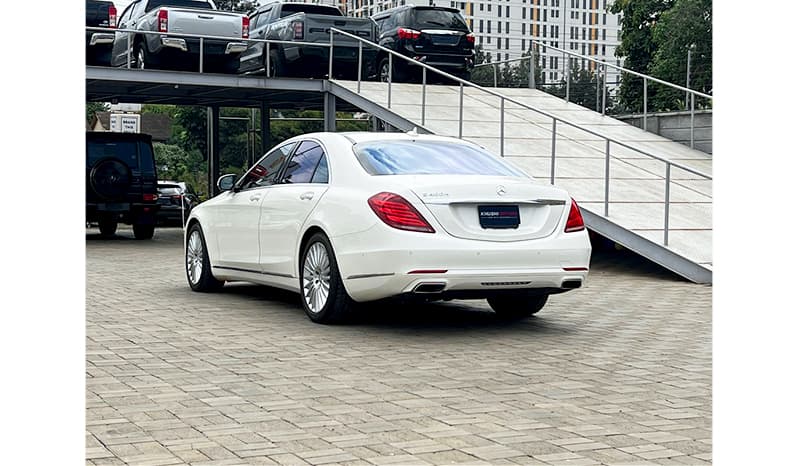 2017 Mercedes-Benz S-Class S400 image-10