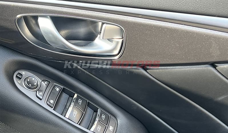 2016 Nissan Skyline image-5