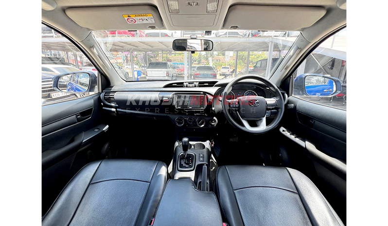 2018 Toyota Hilux image-9
