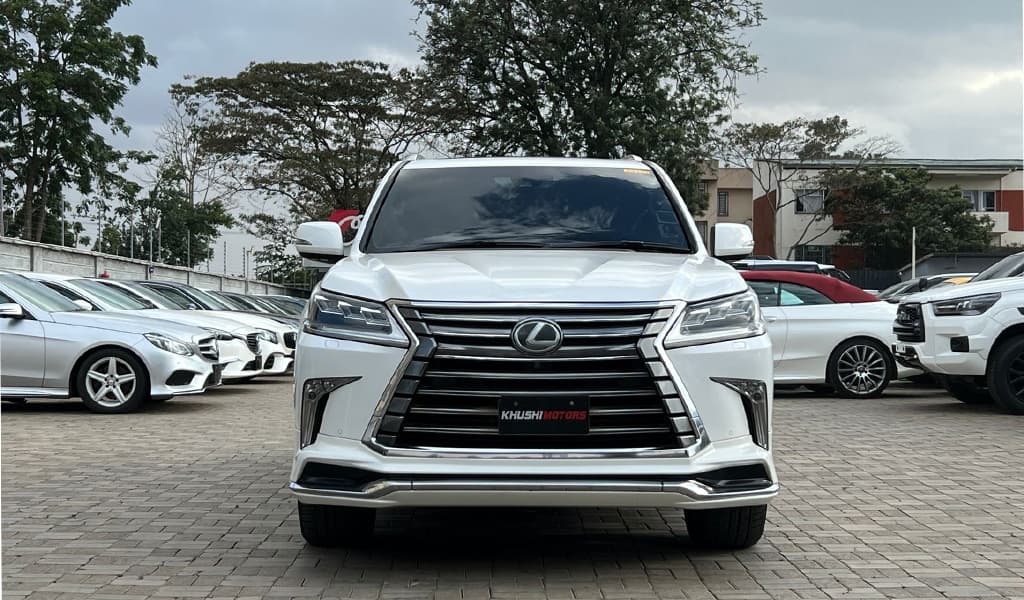 2016 Lexus LX LX570 image-1