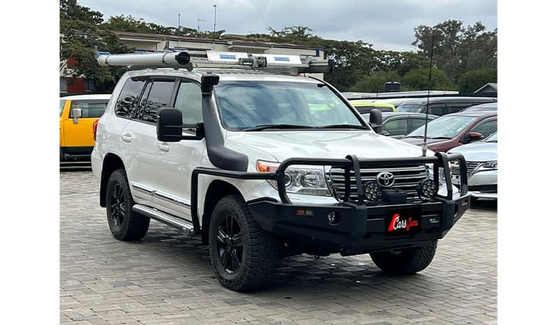 2015 Toyota Land Cruiser 200 Sahara image-3