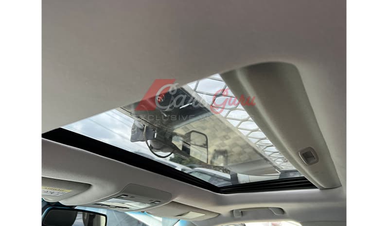 2015 Toyota Land Cruiser 200 Sahara image-6