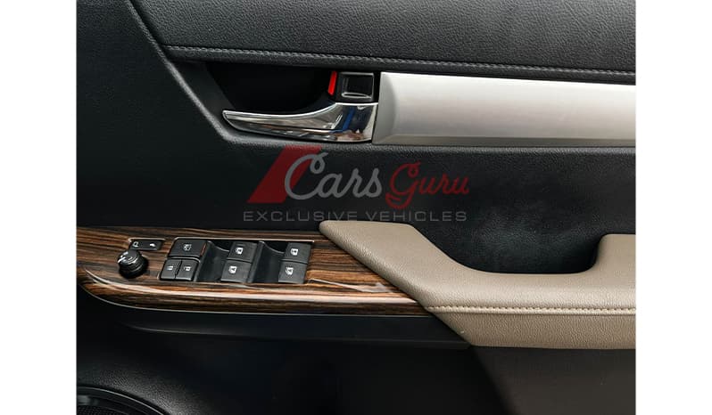 2016 Toyota Hilux G image-8
