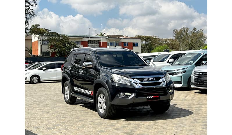 2016 Isuzu Mu X image-2