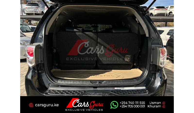 2014 Toyota Fortuner V image-11