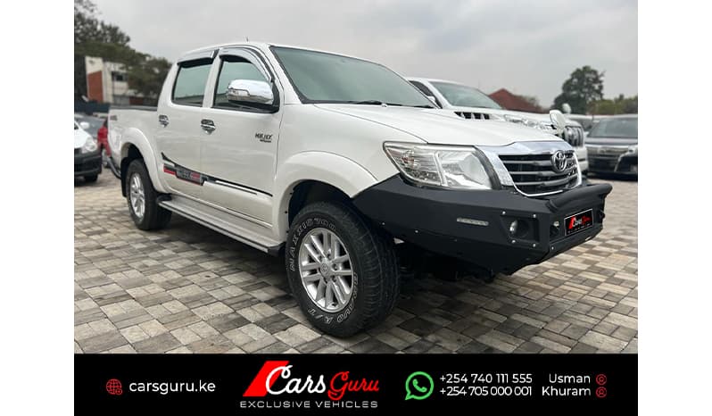 2015 Toyota Hilux E image-3