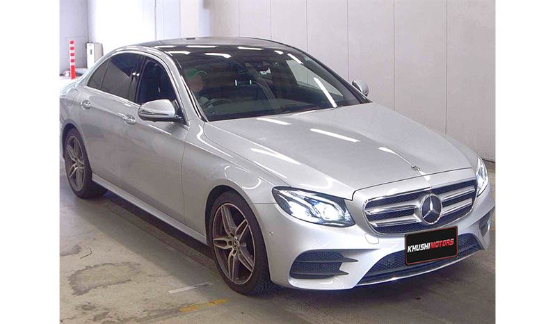 2017 Mercedes-Benz E220d image-2