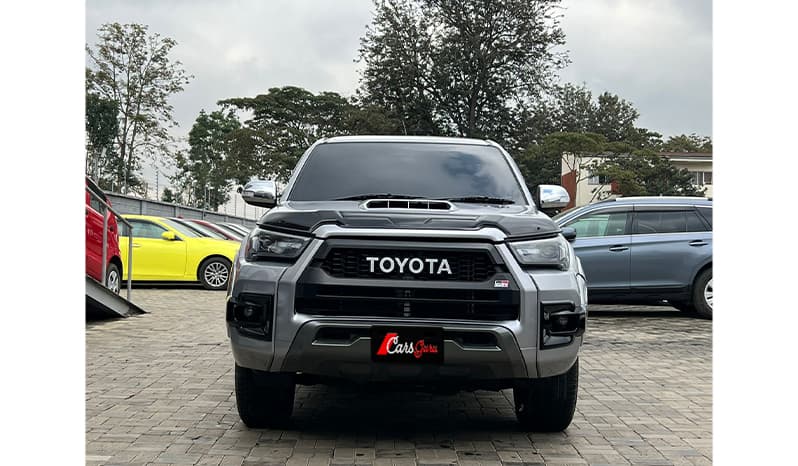2016 Toyota Hilux image-1