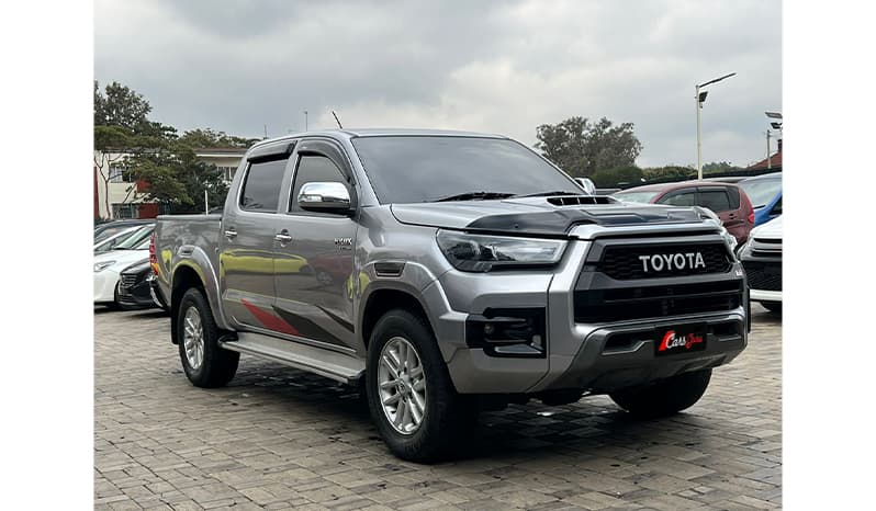 2016 Toyota Hilux image-2