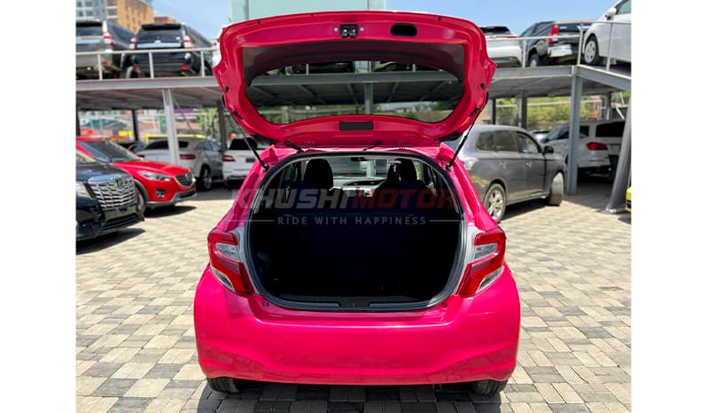2014 Toyota Vitz image-20