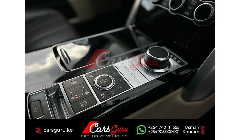 2013 Land Rover Range Rover Vogue image-7