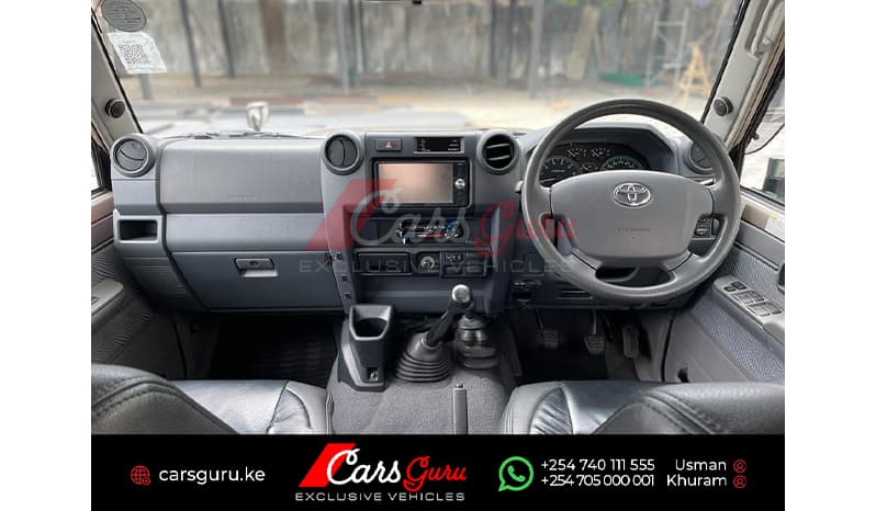 2015 Toyota LAND CRUISER 70 D-Cab image-5