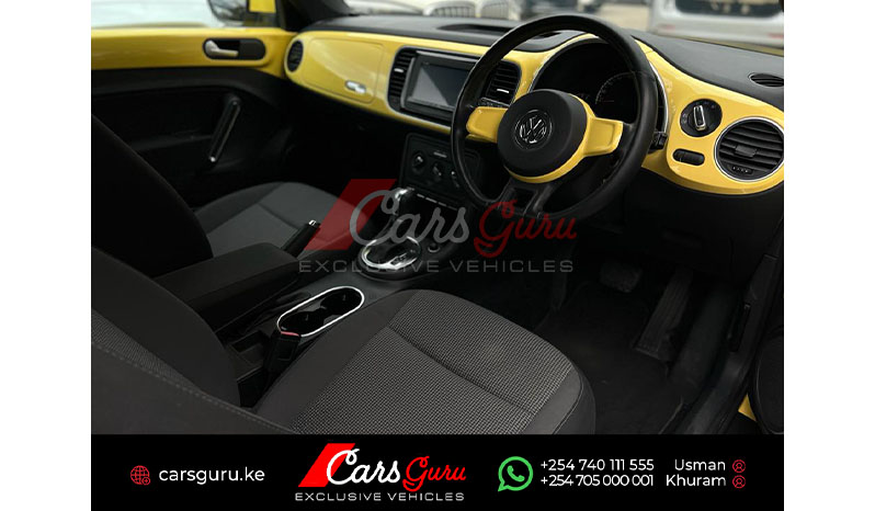 2014 Volkswagen Beetle image-5