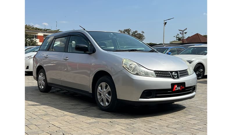 2014 Nissan Wingroad 15B image-4