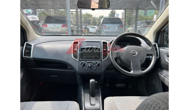 2014 Nissan Wingroad 15B image-9