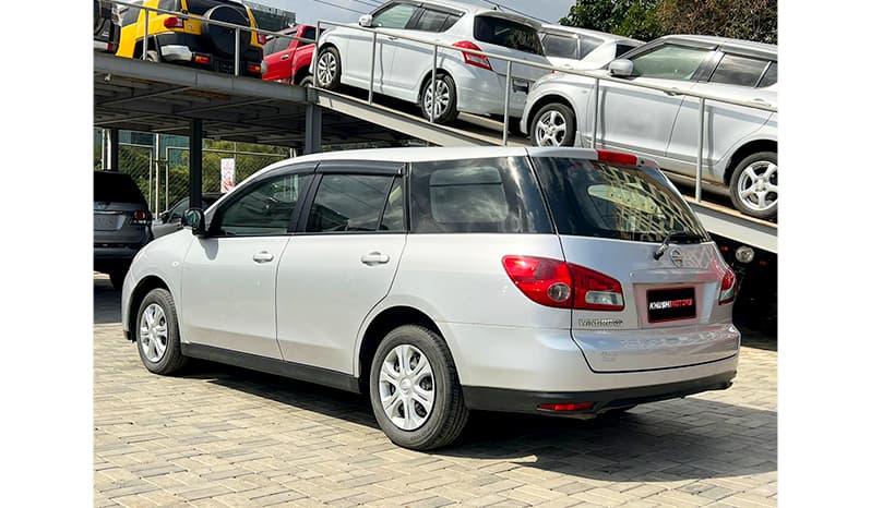 2014 Nissan Wingroad 15B image-13