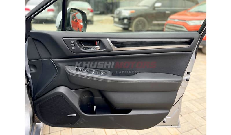 2015 Subaru Legacy B4 Limited Edition image-17