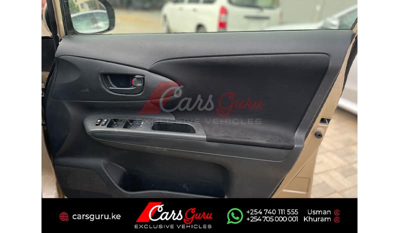 2015 Toyota Wish X image-8