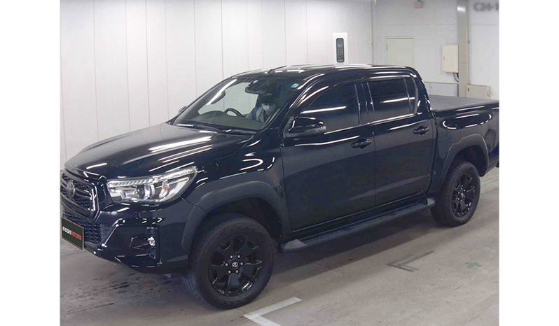 2019 Toyota Hilux image-2
