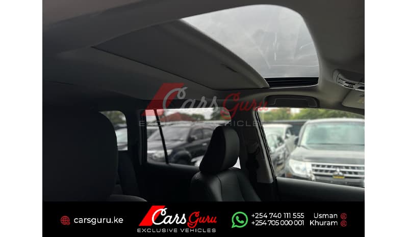 2015 Toyota Land Cruiser Prado TZ-G image-6