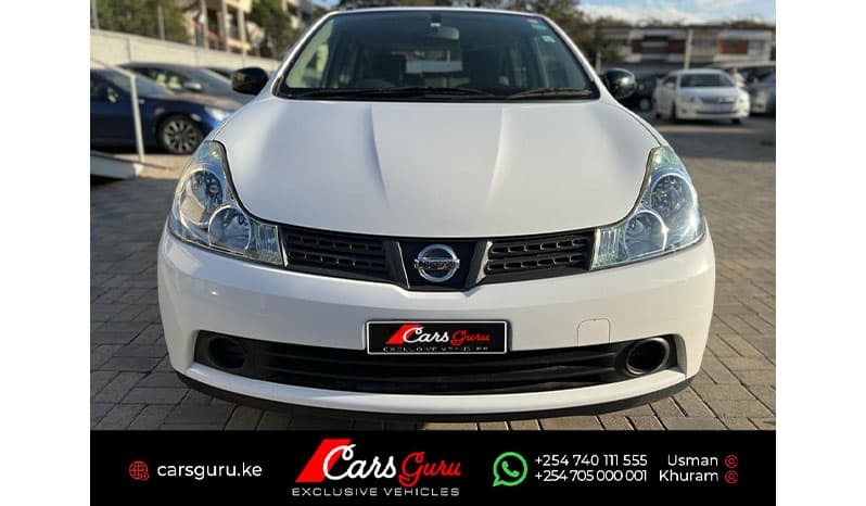 2015 Nissan Wingroad image-1