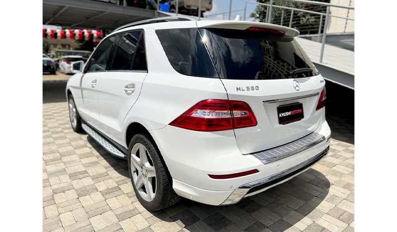 2015 Mercedes-Benz ML-Class ML350 image-12