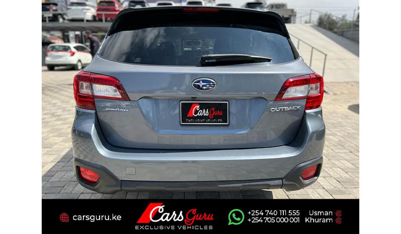 2015 Subaru Outback Base image-2