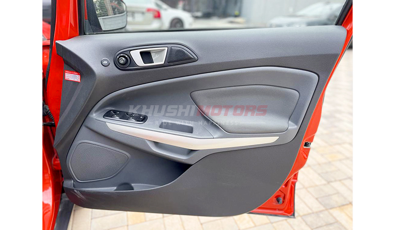 2015 Ford Ecosport Titanium image-17