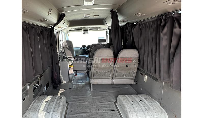 2004 Hino Liesse Ii image-18