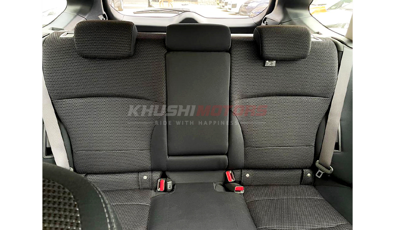 2015 Subaru Outback Base image-17