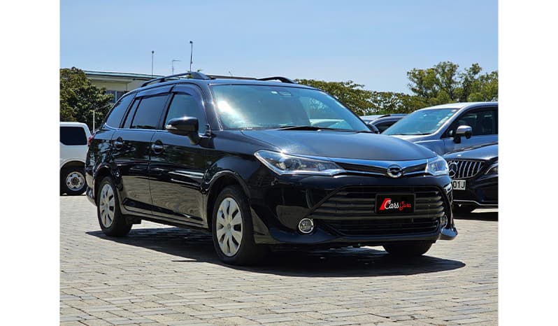 2016 Toyota Fielder image-3