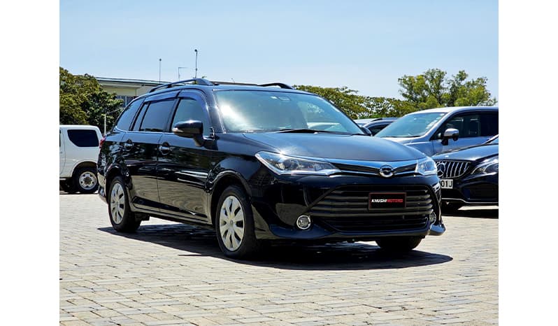 2016 Toyota Fielder image-12