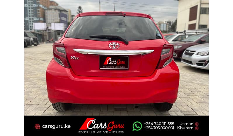 2015 Toyota Vitz Base image-2