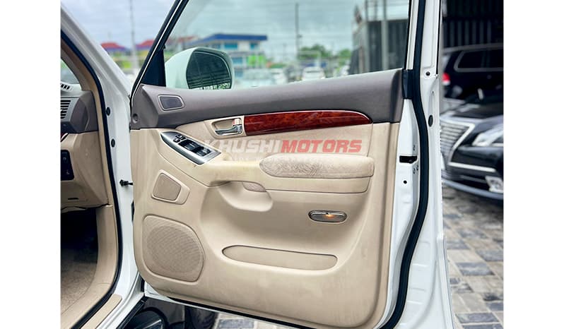 2003 Toyota Land Cruiser Prado image-16