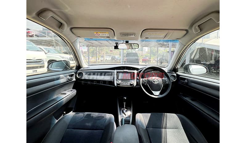2015 Toyota Fielder Hybrid image-7
