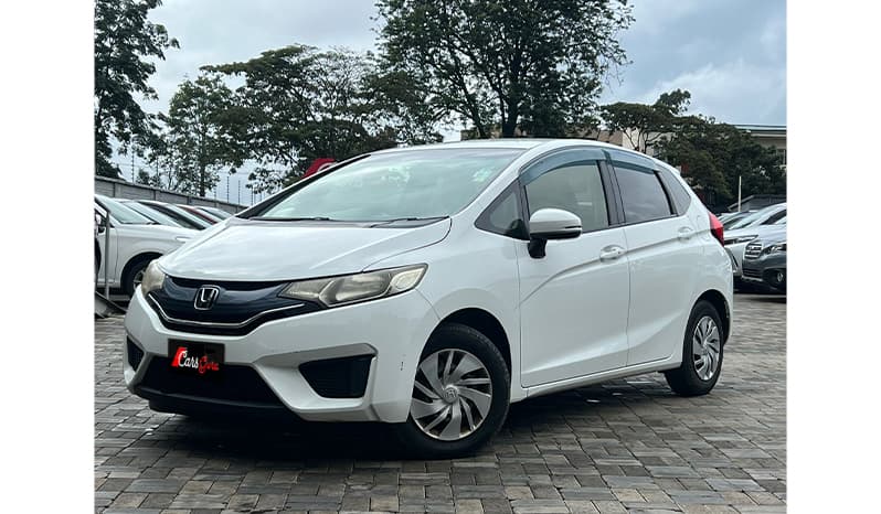 2015 Honda Fit X image-3