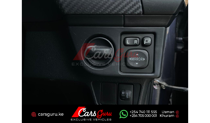 2015 Toyota Corolla Fielder G image-7