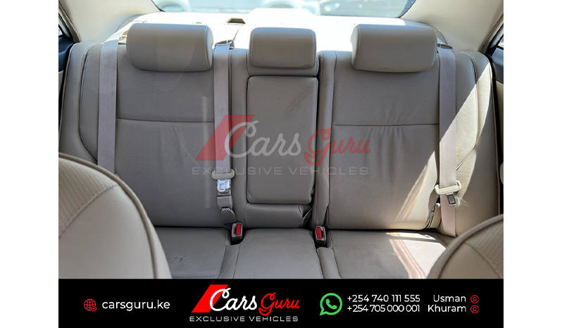 2015 Toyota Premio image-9