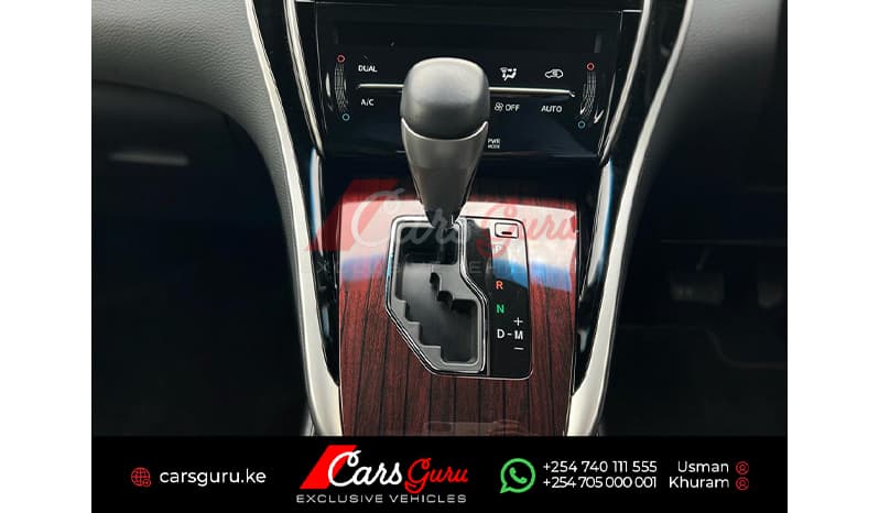 2016 Toyota Harrier Premium image-7